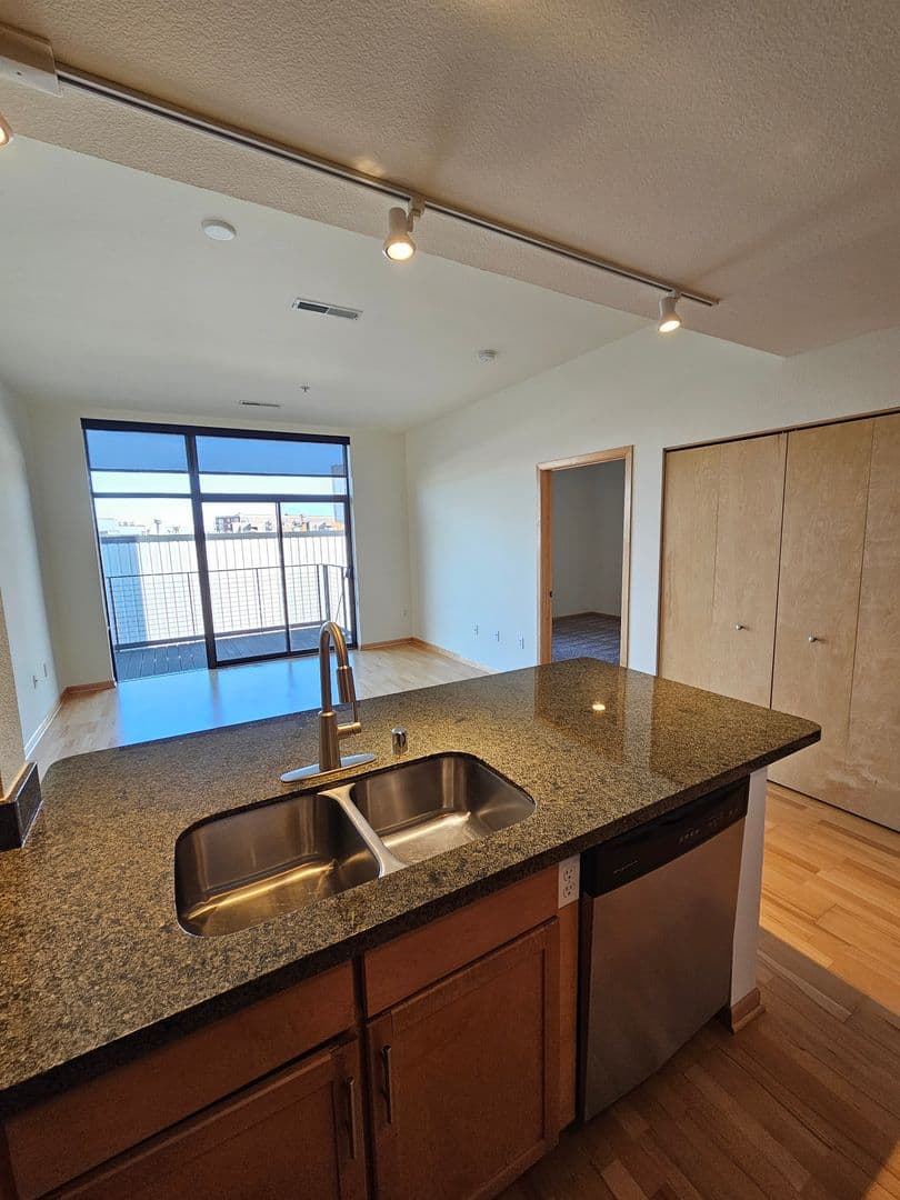 Milwaukee Apartment: 235 E. Pittsburgh Avenue