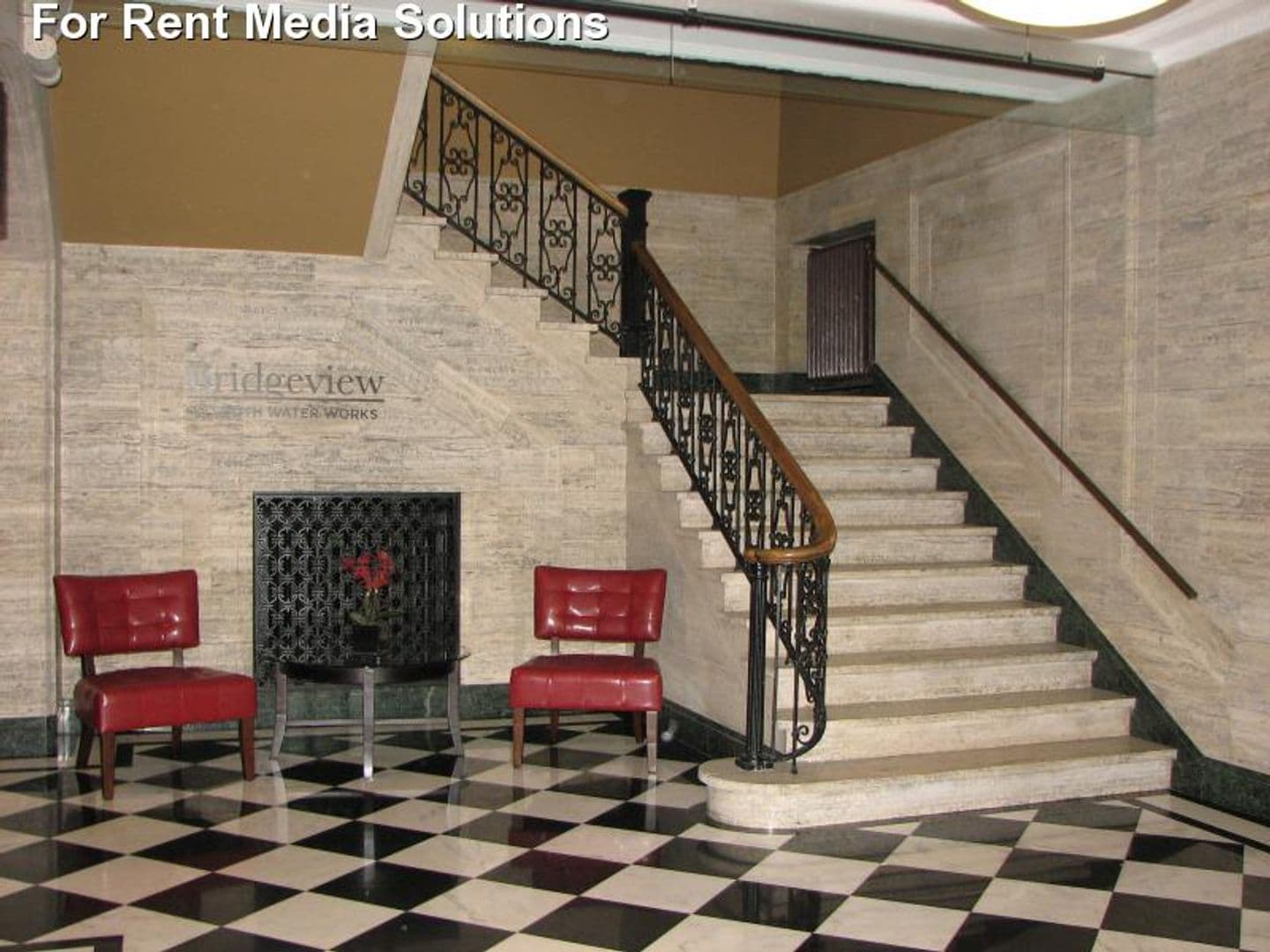 Milwaukee Apartment: 235 E. Pittsburgh Avenue