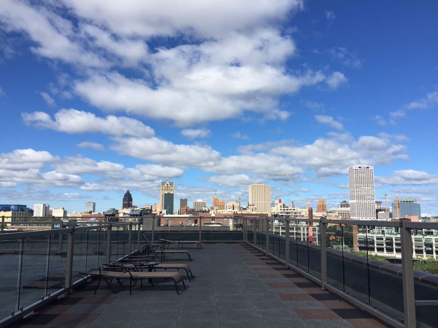 Milwaukee Apartment: 221 E Oregon Street