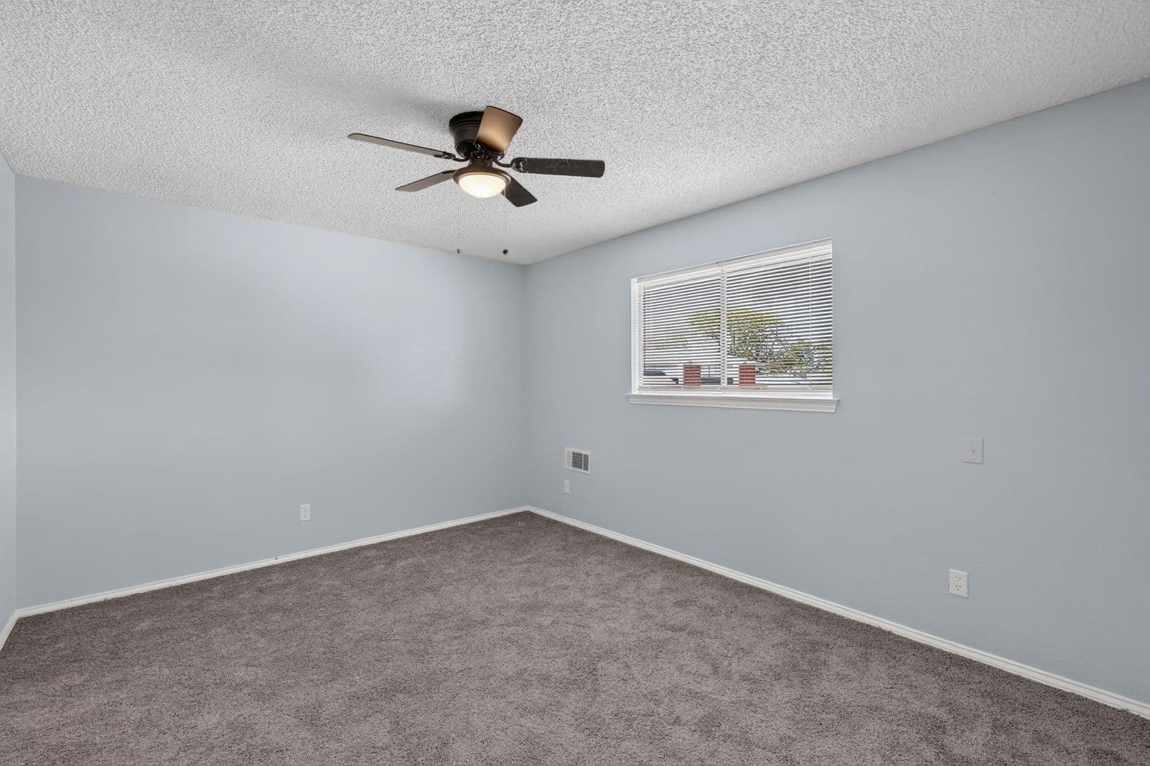 Duncanville House: 1236 Misty Lane
