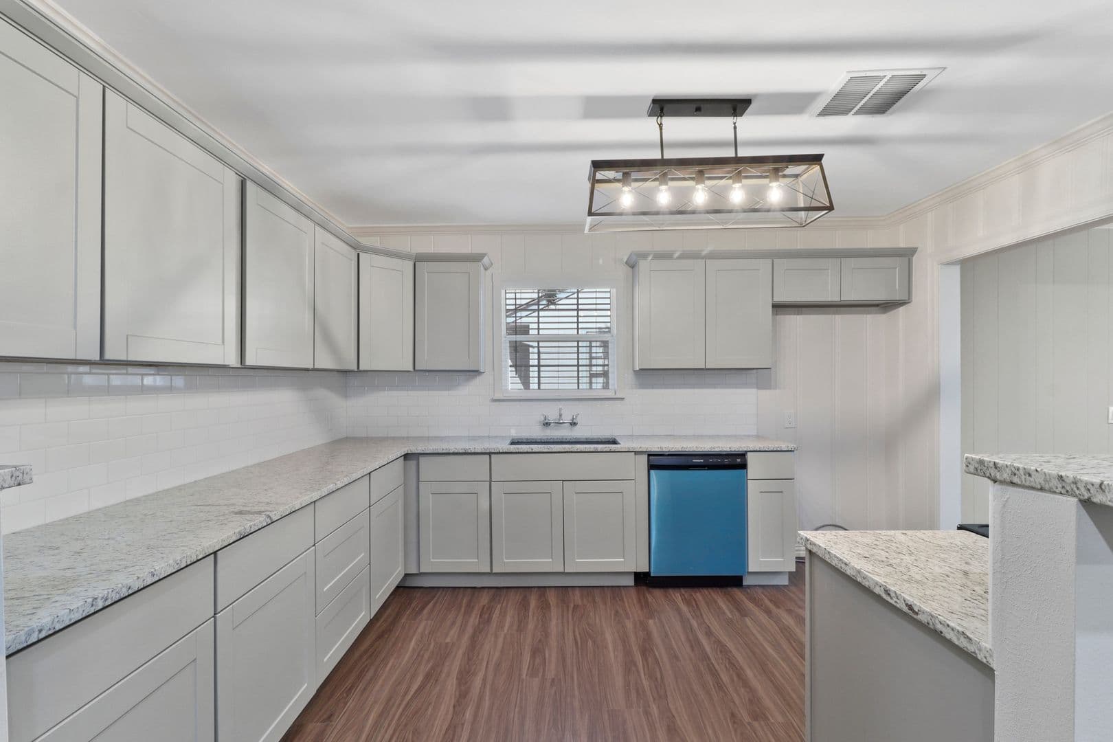 Fort Worth House: 3557 Winston Road