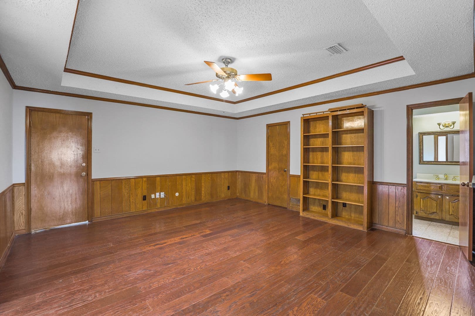 Dallas House: 9738 Windham Dr.