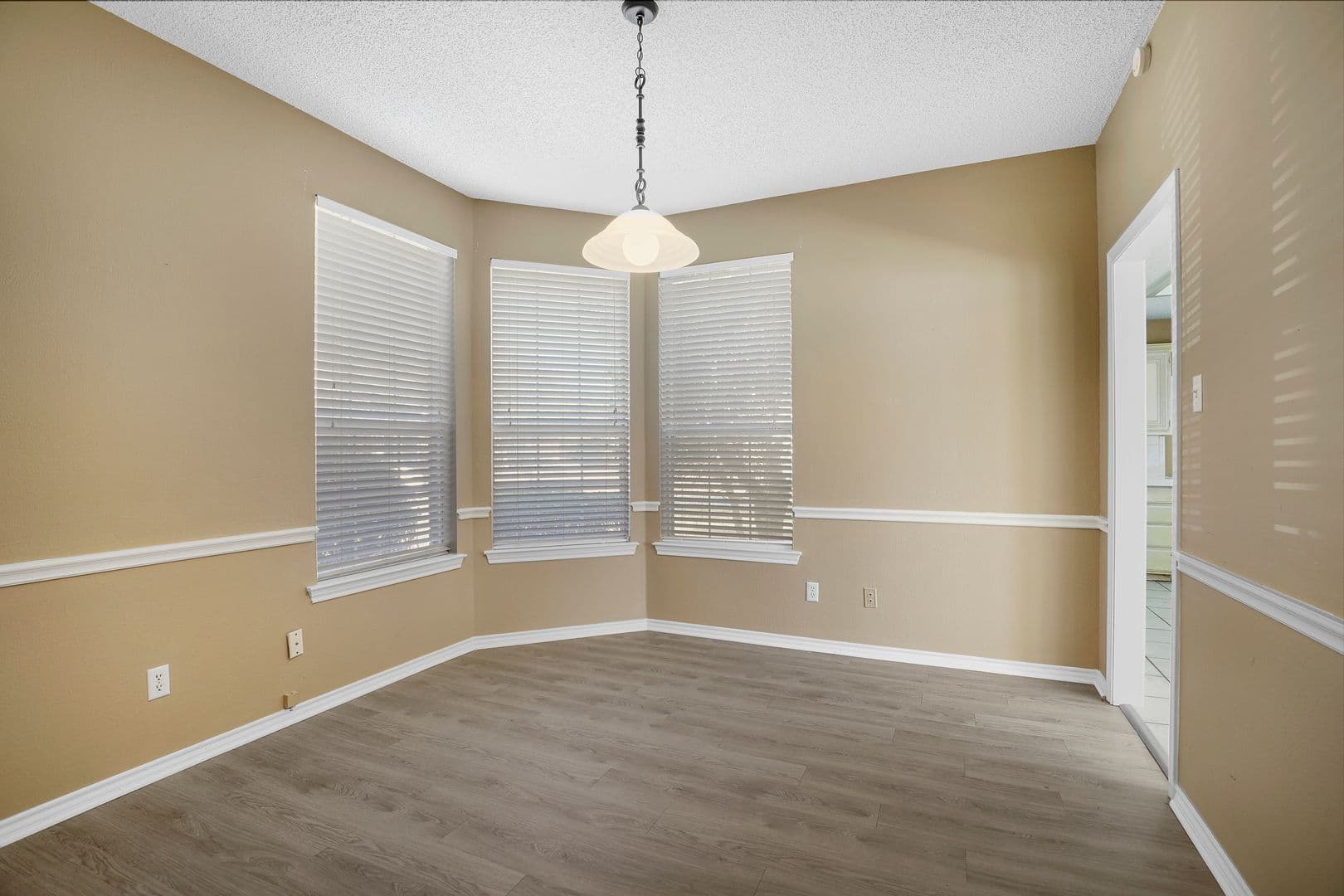 Southlake House: 3040 Flamingo Cir