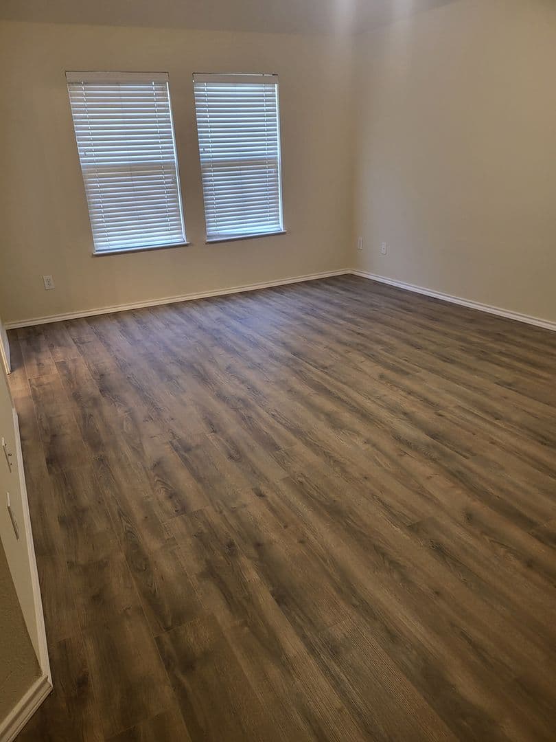 Denton House: 2313 Belmont Park Dr