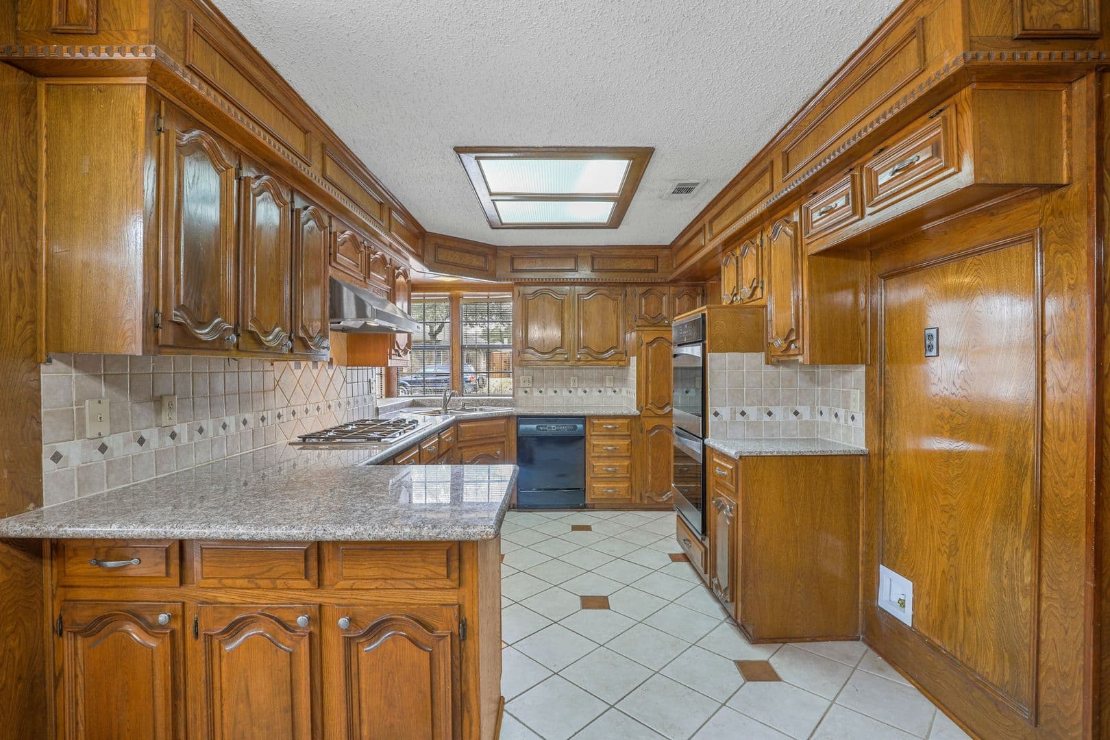 Dallas House: 9738 Windham Dr.