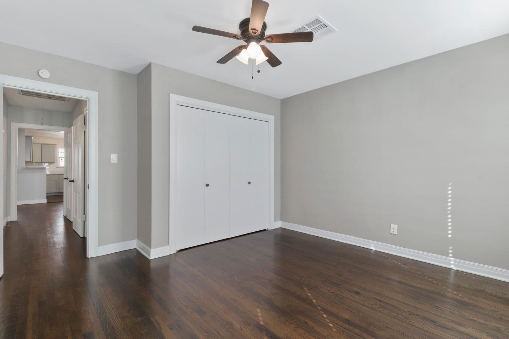 Fort Worth House: 3557 Winston Road