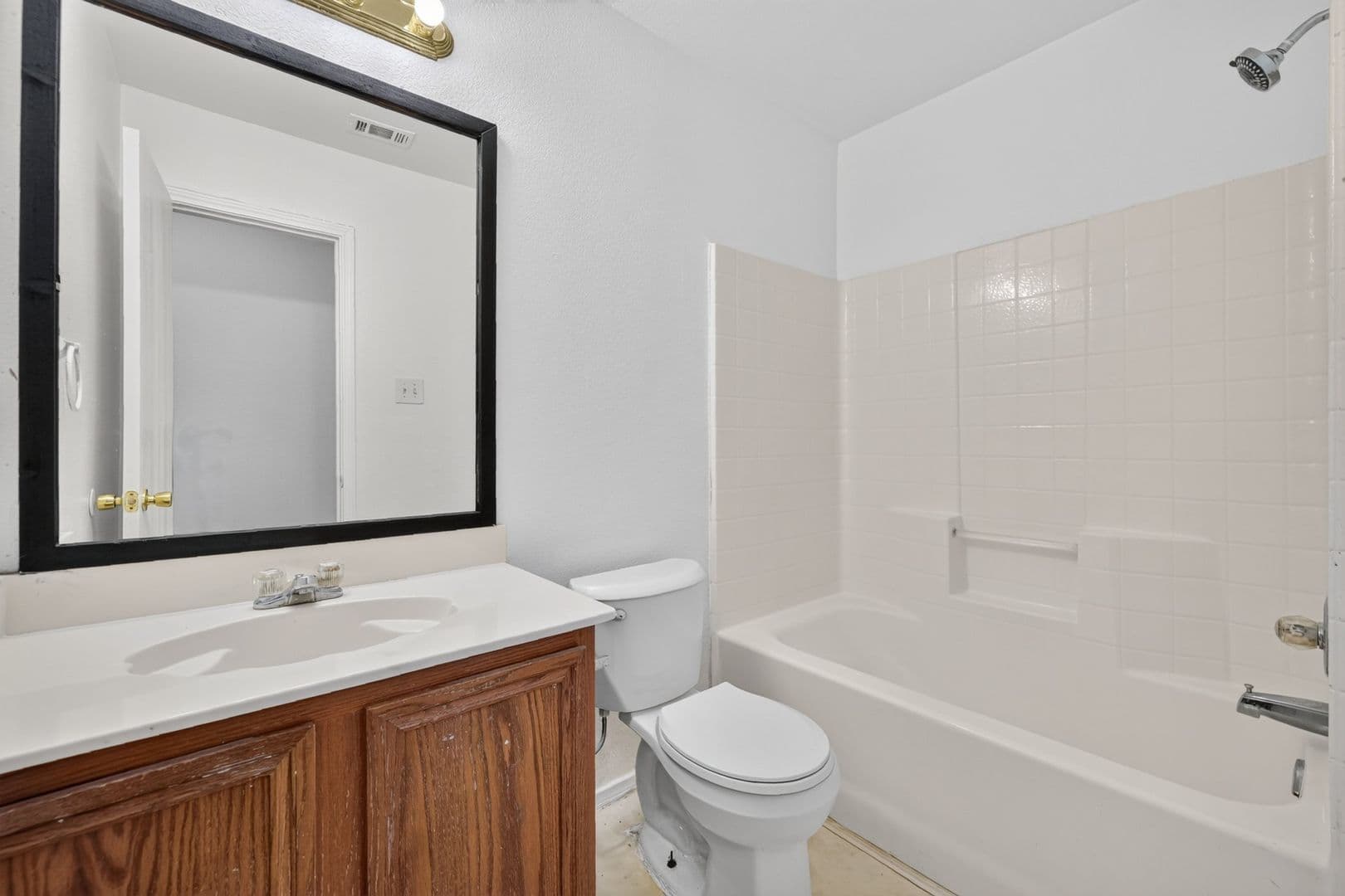 Princeton House: 406 Oxford Loop