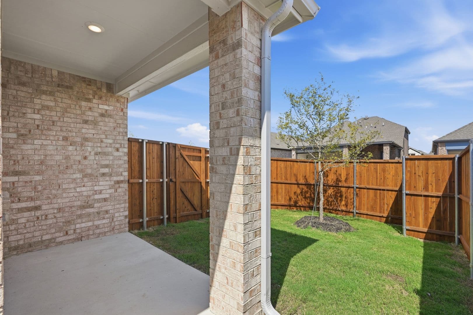 Celina House: 2541 Crestone Dr