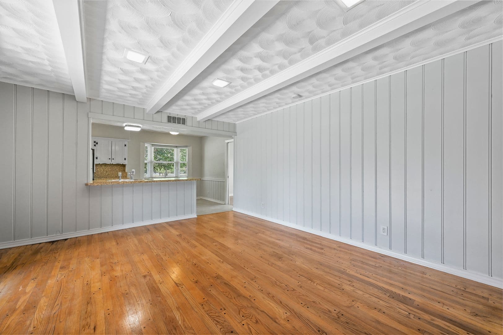 Dallas House: 3468 Townsend Dr.