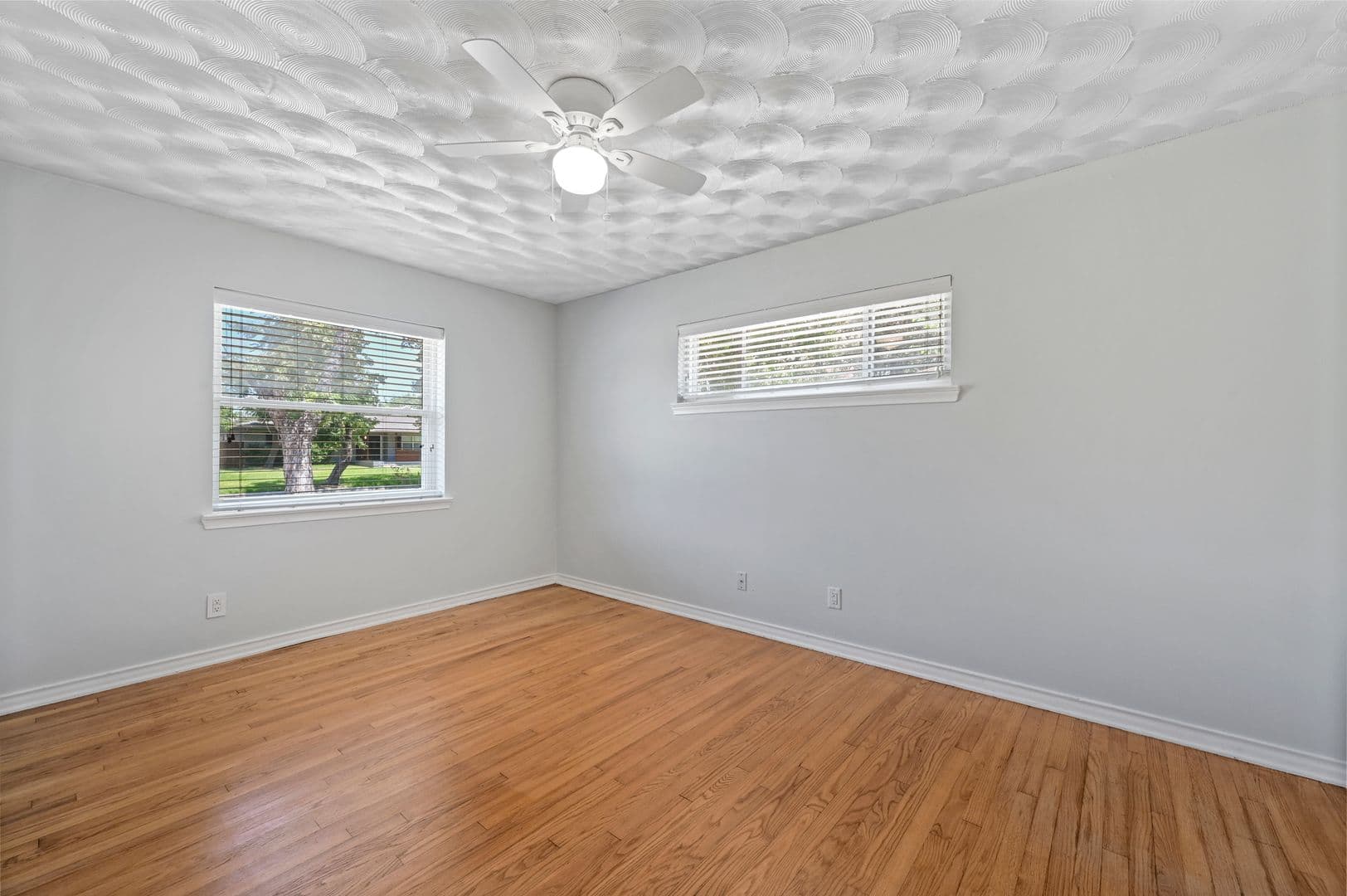 Dallas House: 3468 Townsend Dr.