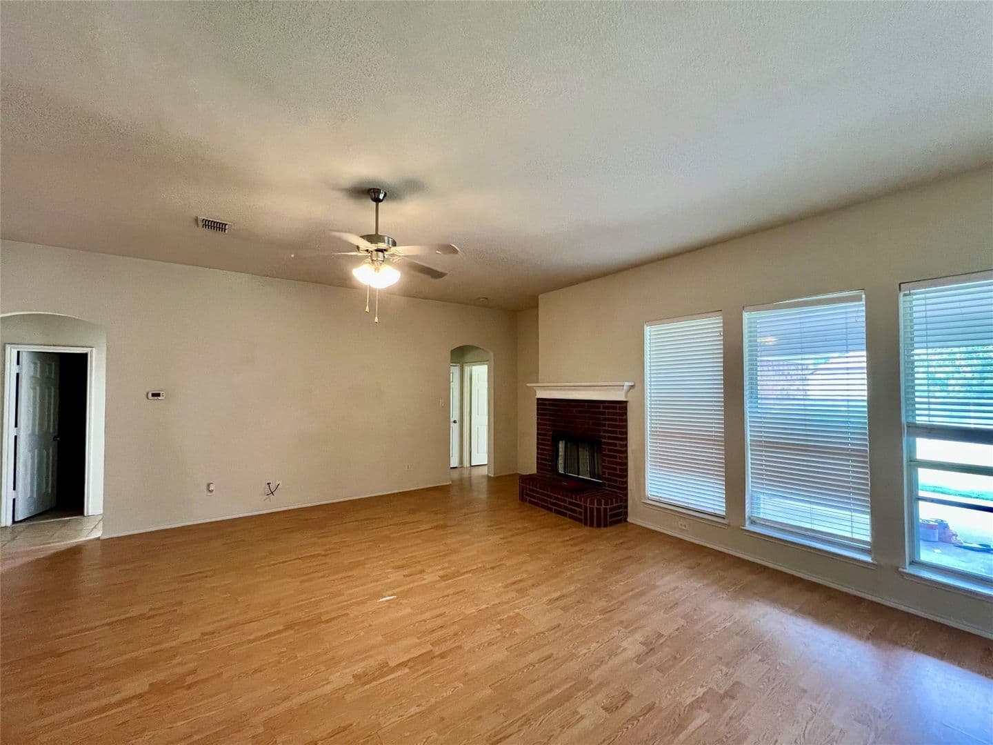 Arlington House: 1801 Kathryn Ct