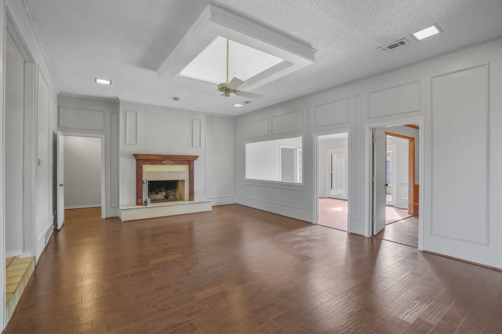 Dallas House: 9738 Windham Dr.