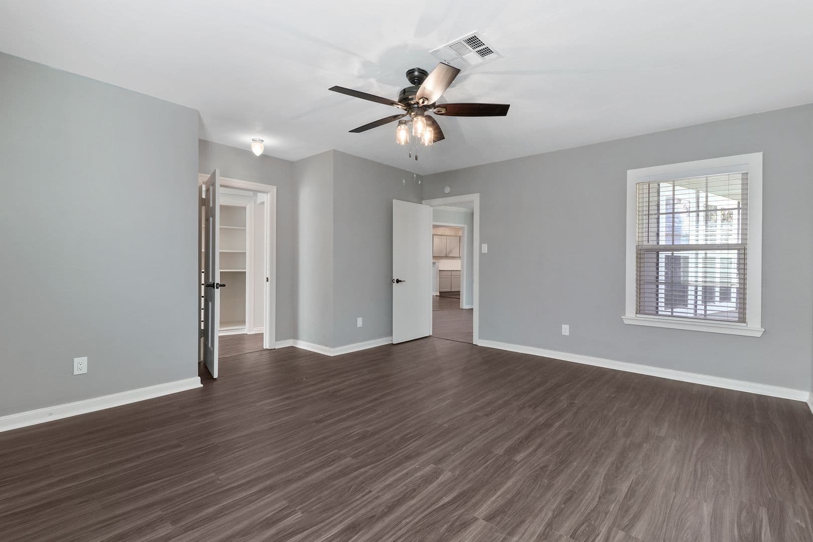 Fort Worth House: 3557 Winston Road