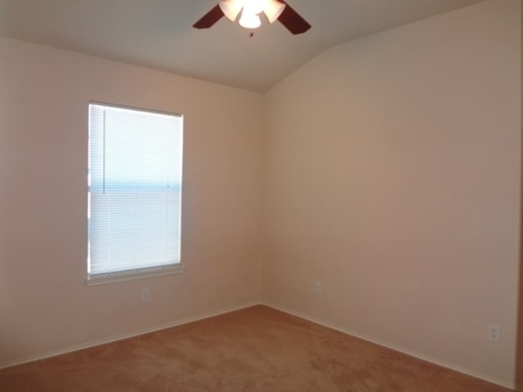 Denton Townhome: 5405 Soledad Dr
