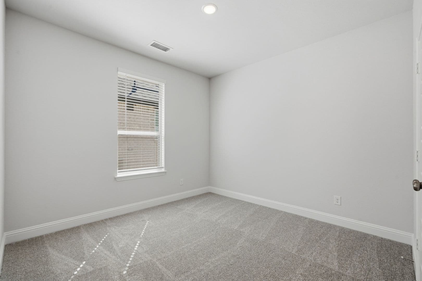 Celina House: 1916 Beeflower St
