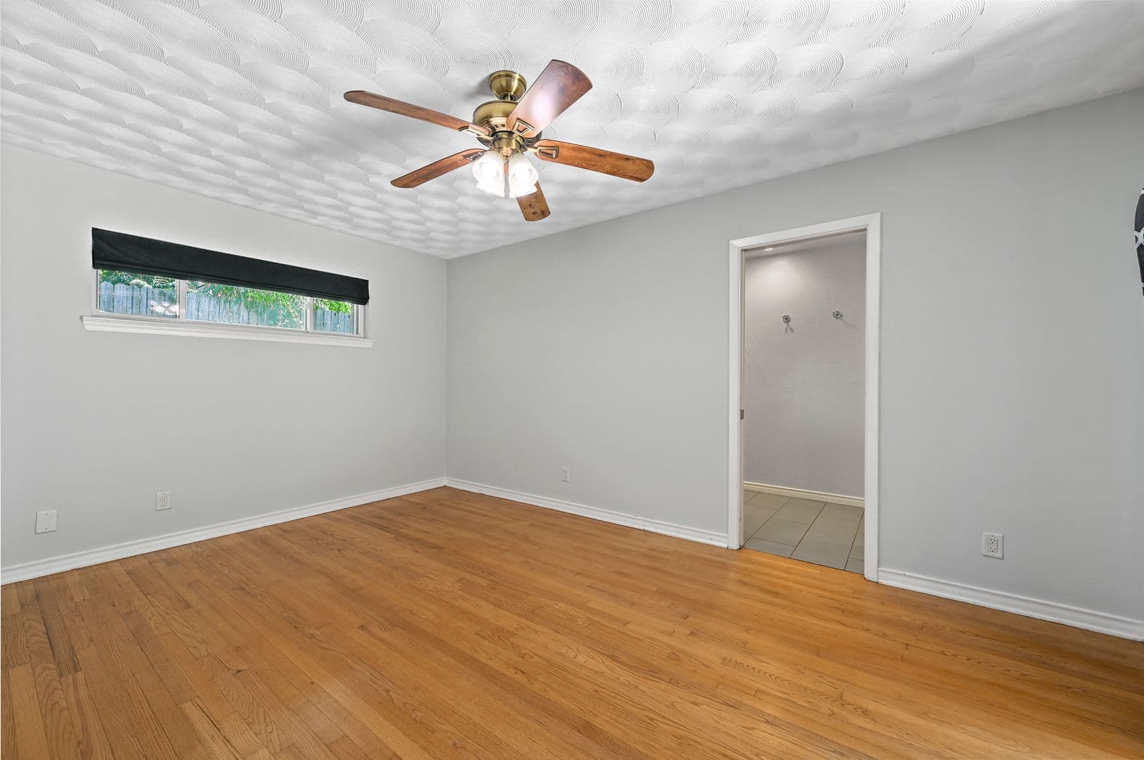 Dallas House: 3468 Townsend Dr.