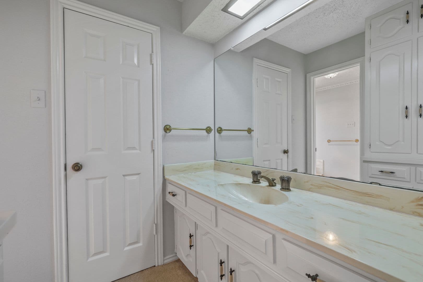 Dallas House: 9738 Windham Dr.