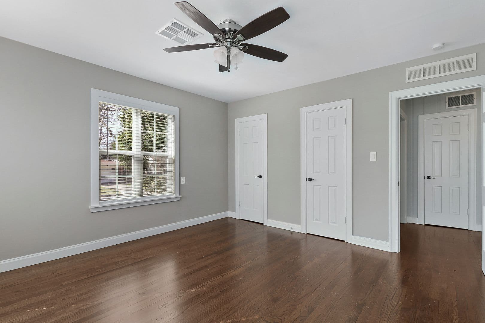 Fort Worth House: 3557 Winston Road