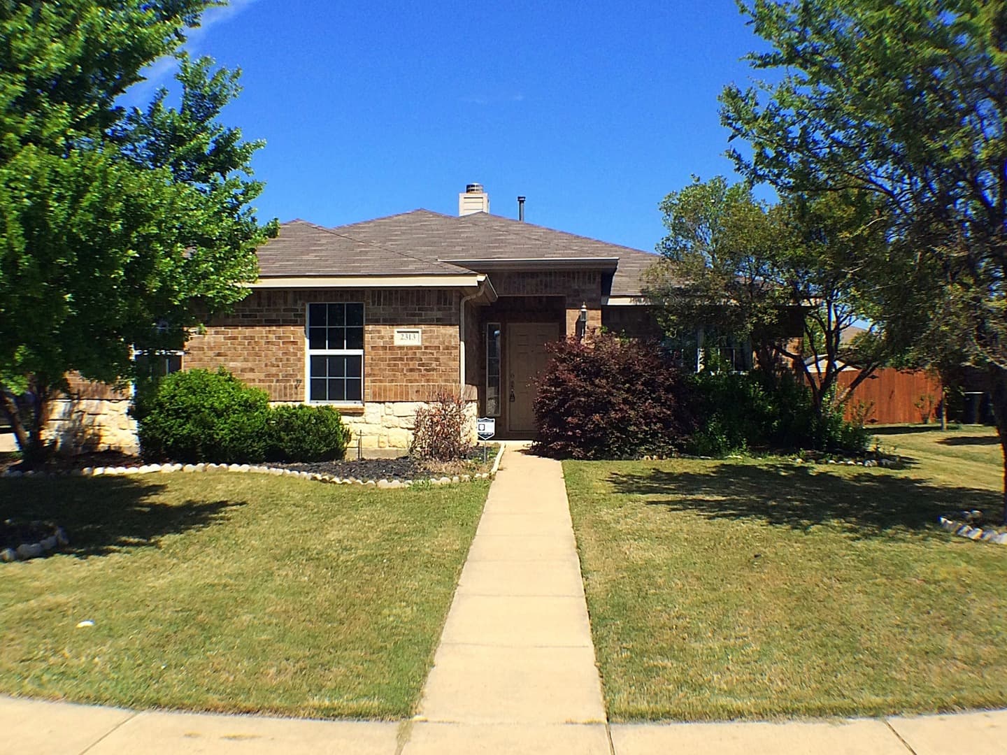 Denton House: 2313 Belmont Park Dr