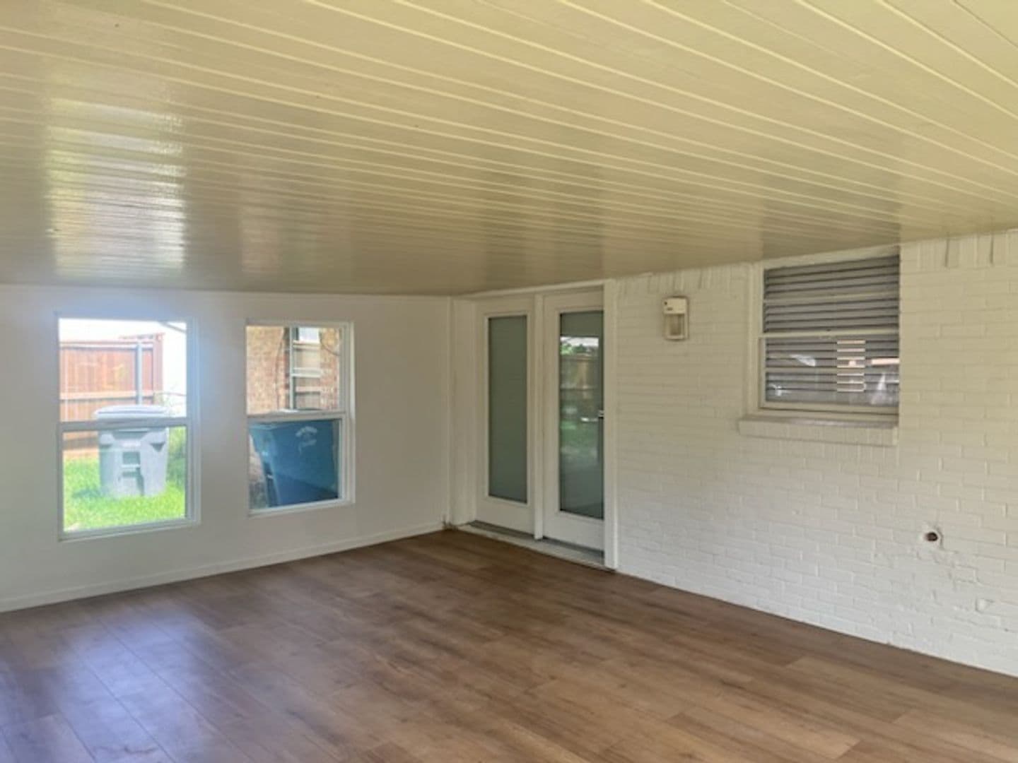 Dallas House: 2539 Highwood Dr