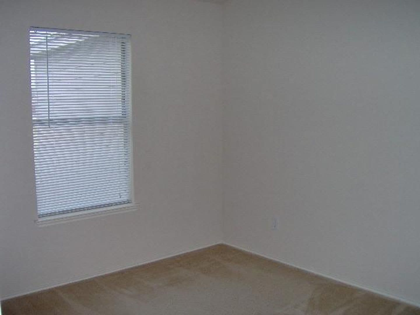 Denton Townhome: 5413 Soledad Dr