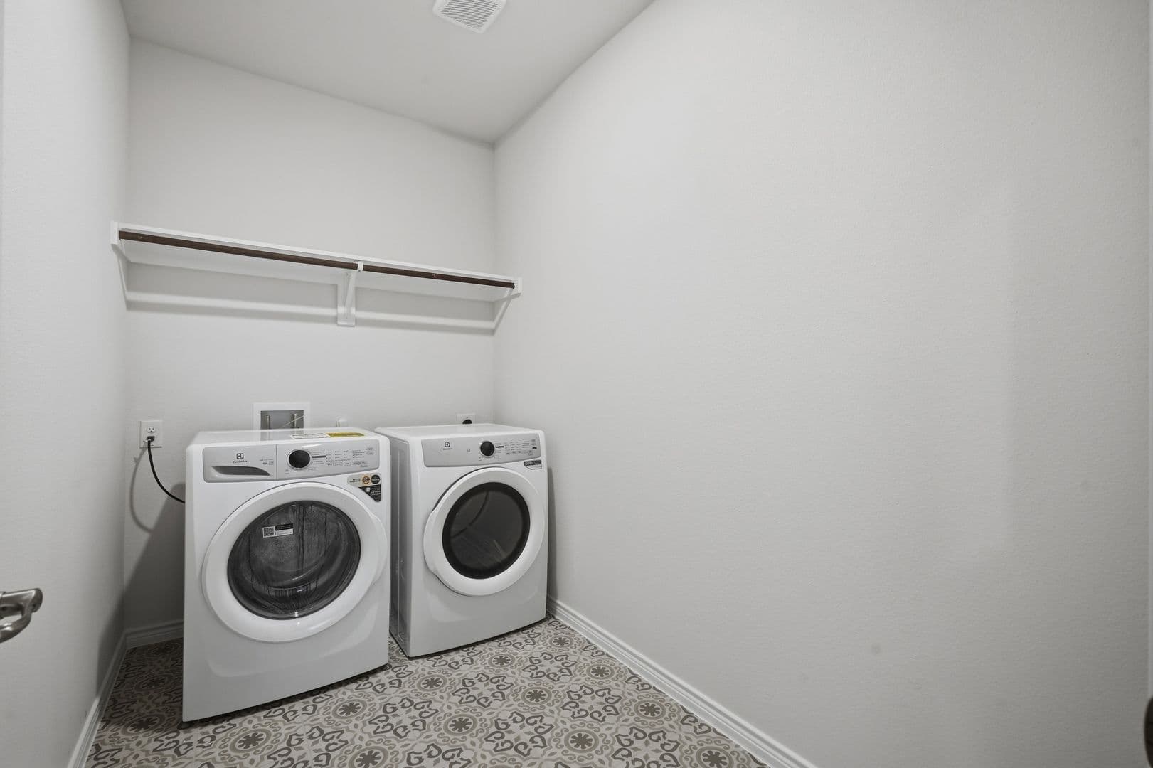 Celina House: 2541 Crestone Dr