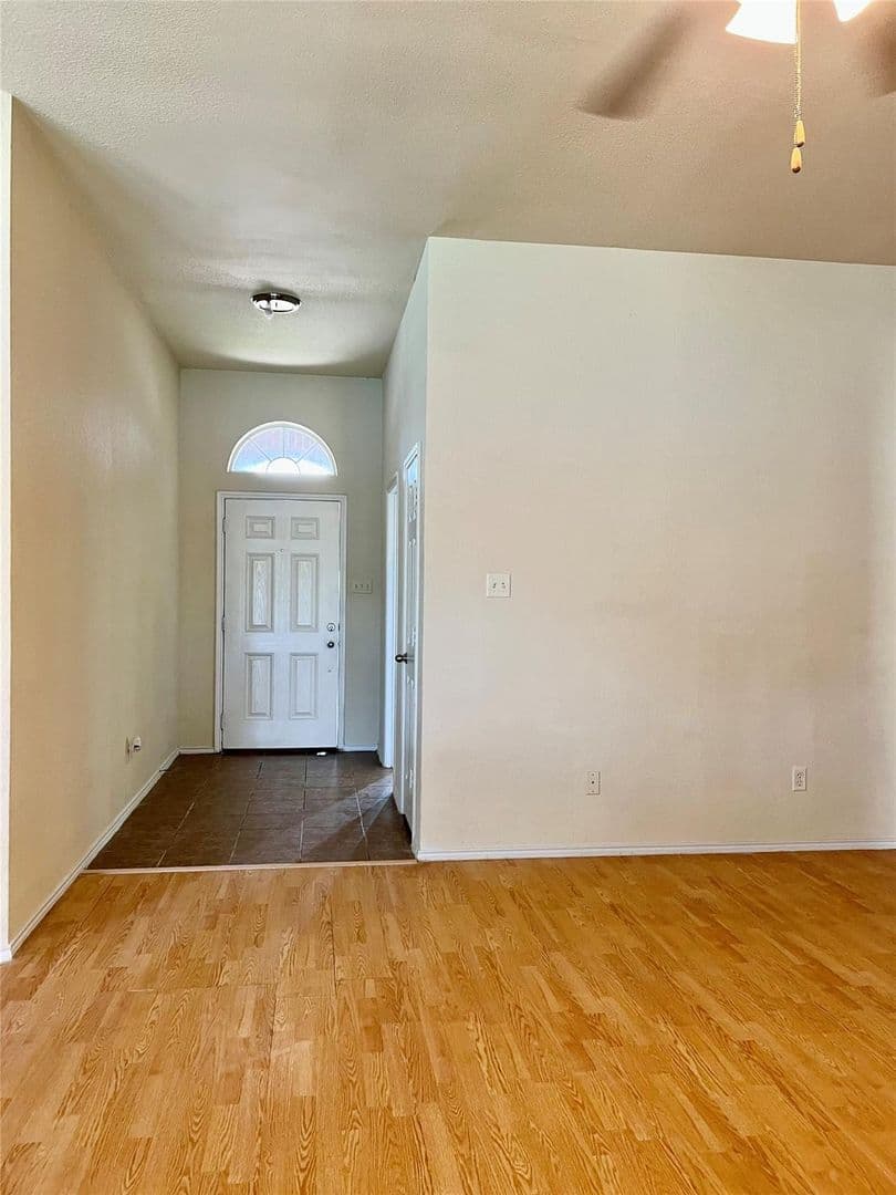 Arlington House: 1801 Kathryn Ct