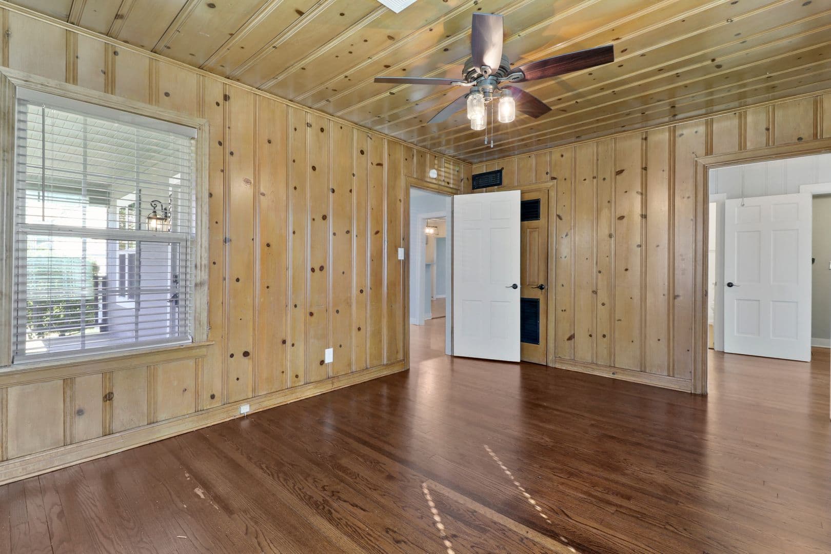 Fort Worth House: 3557 Winston Road