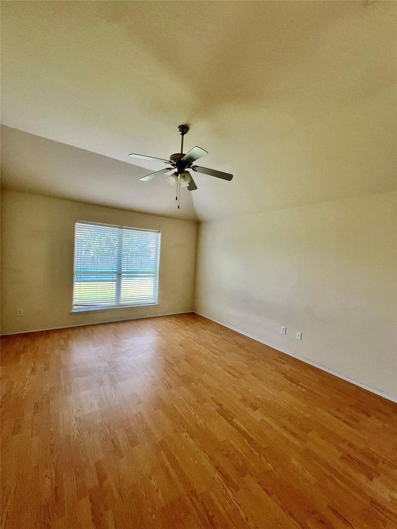 Arlington House: 1801 Kathryn Ct
