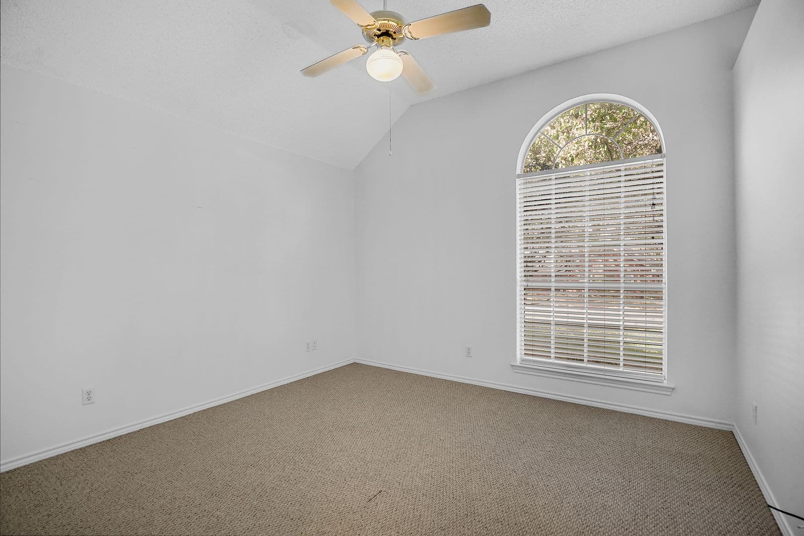 Southlake House: 3040 Flamingo Cir