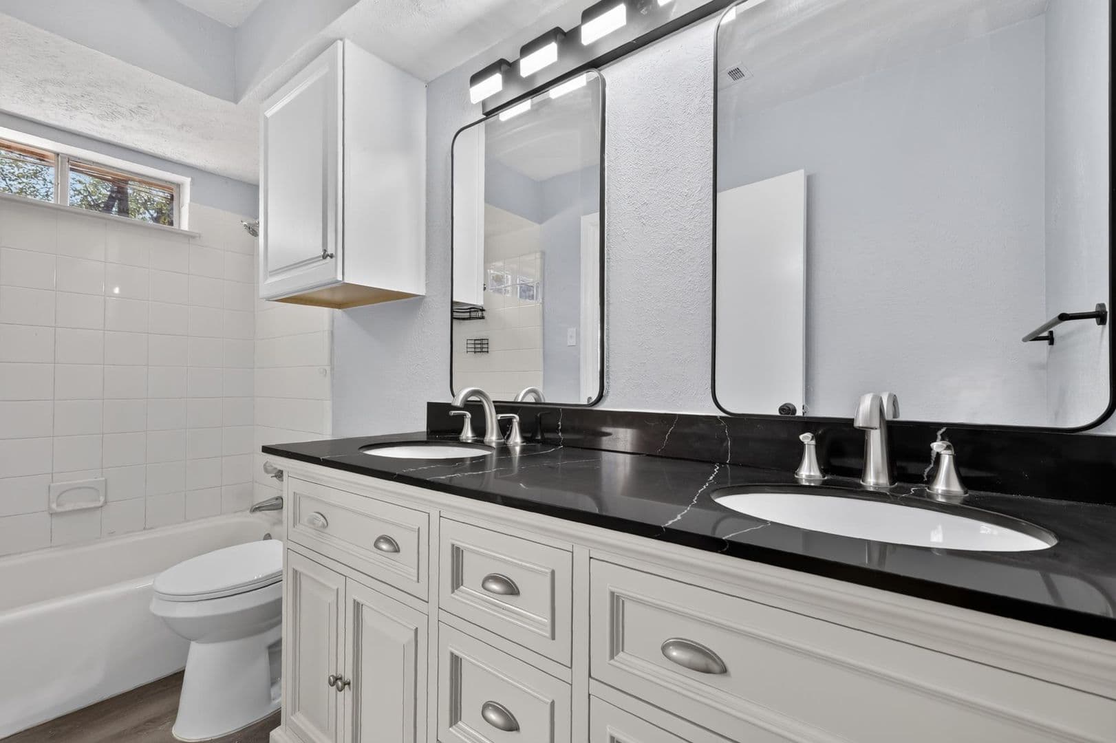 Duncanville House: 1236 Misty Lane