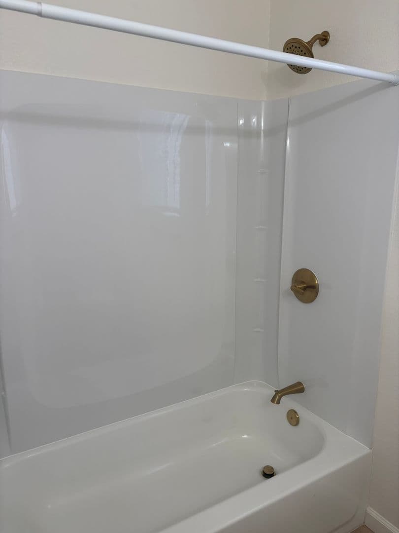 Vallejo House: 863 Basalt Drive