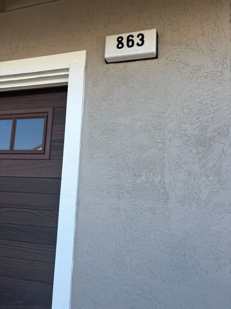 Vallejo House: 863 Basalt Drive