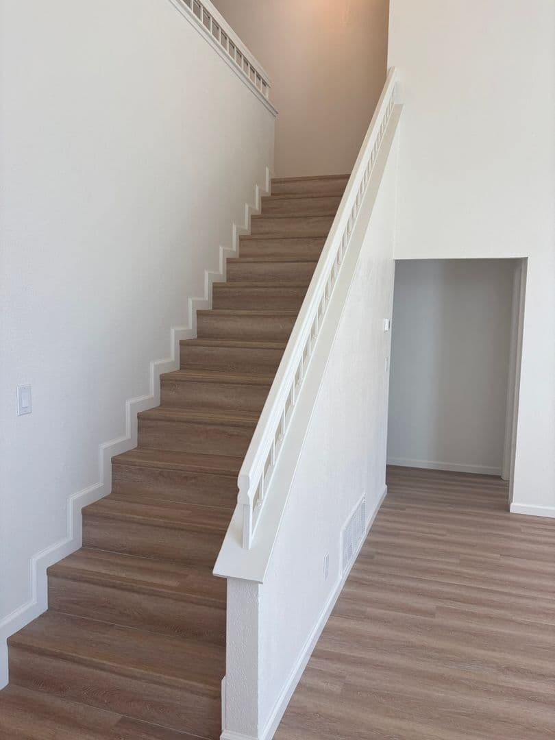 Vallejo House: 863 Basalt Drive