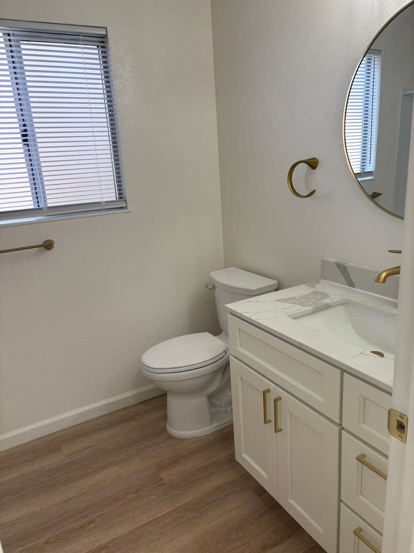 Vallejo House: 863 Basalt Drive