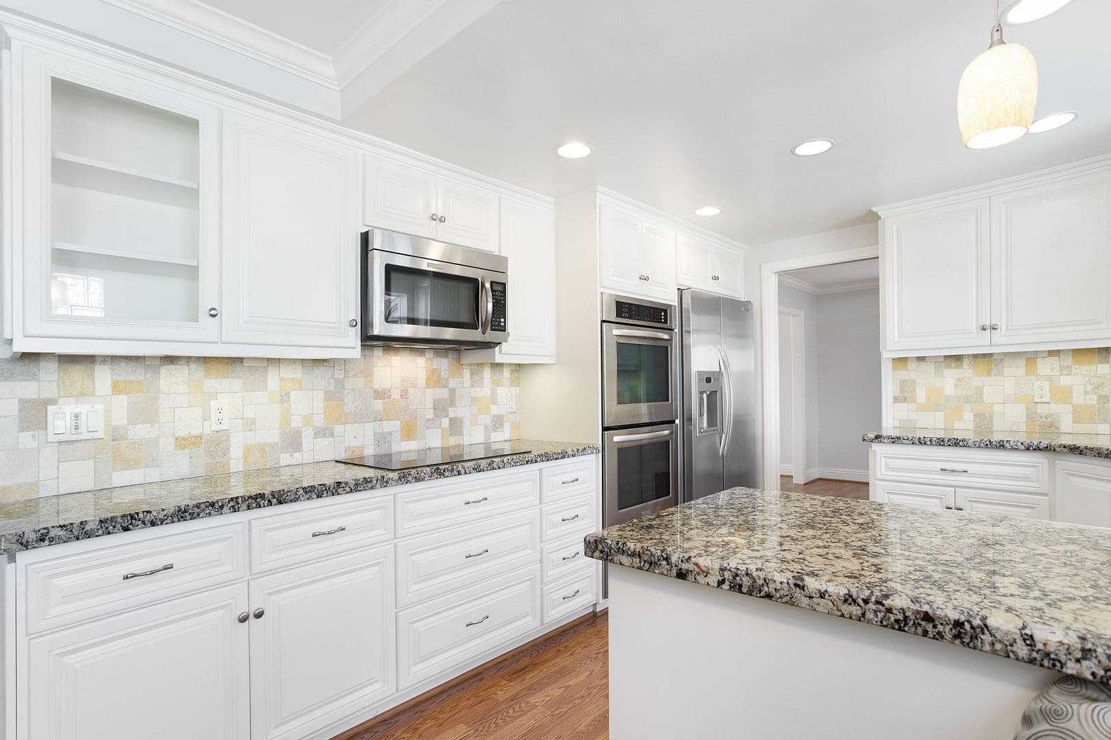 Huntington Beach House: 9091 Aloha Drive
