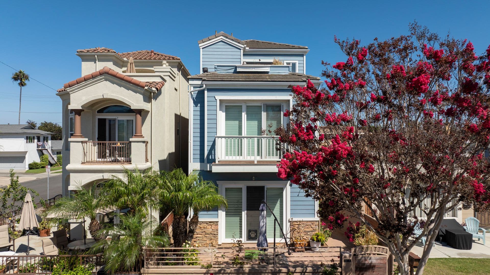 Huntington Beach House: 1020 California