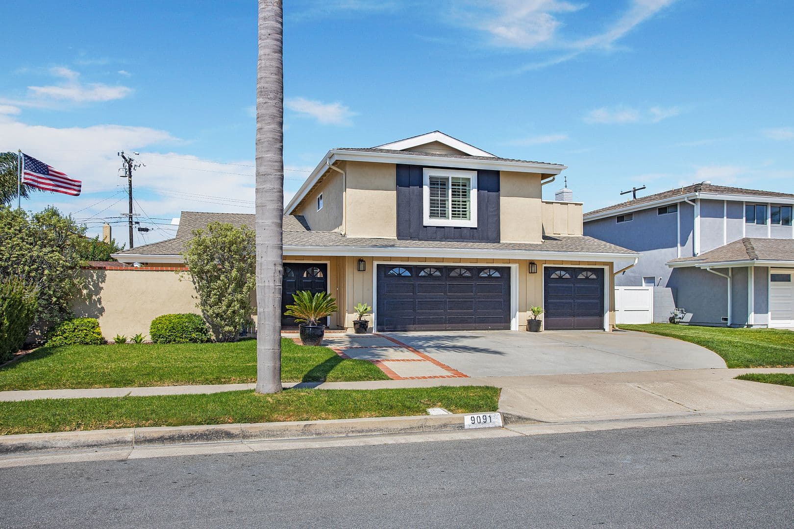 Huntington Beach House: 9091 Aloha Drive