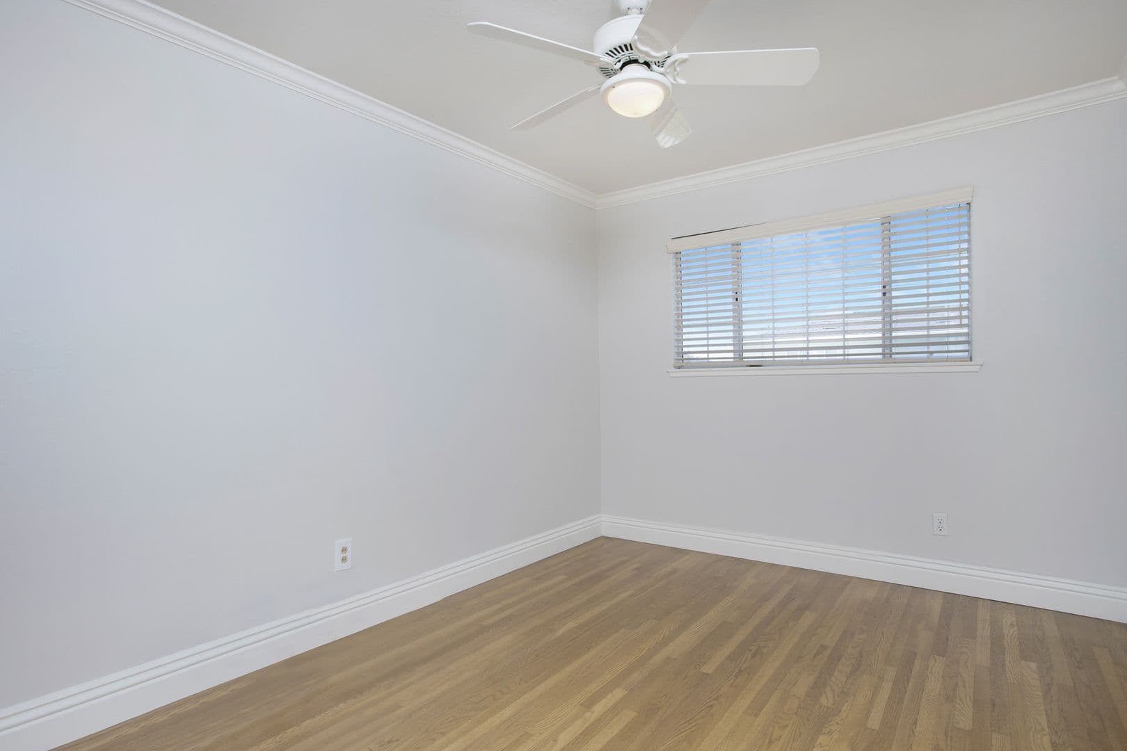 Huntington Beach House: 9091 Aloha Drive