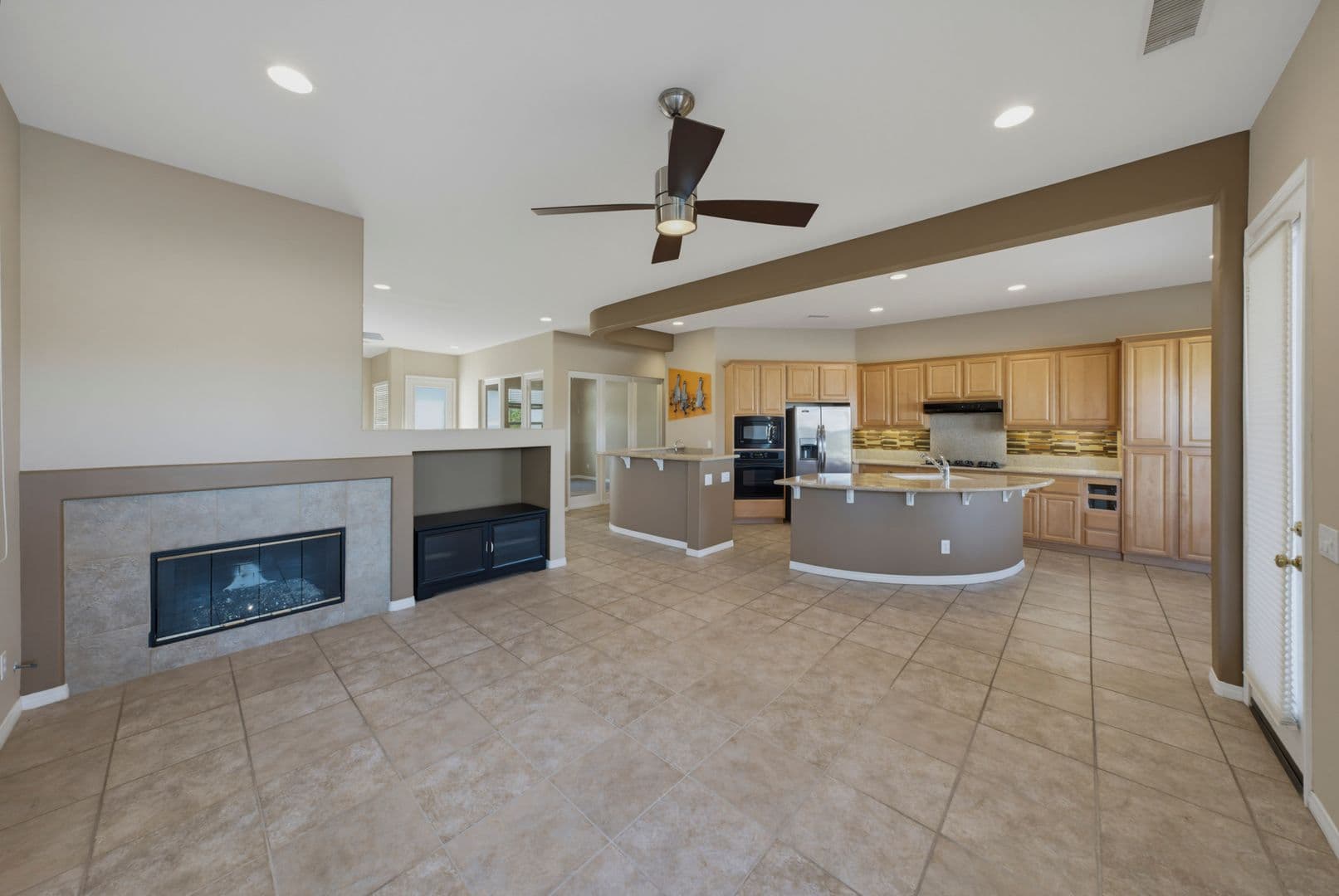 Rancho Mirage House: 59 Shoreline