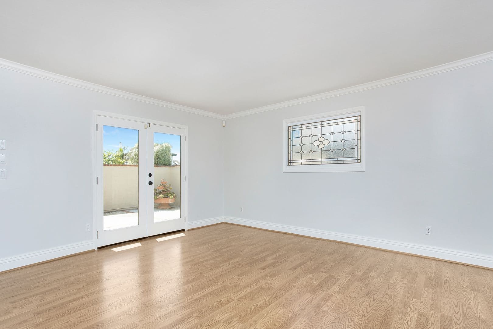 Huntington Beach House: 9091 Aloha Drive