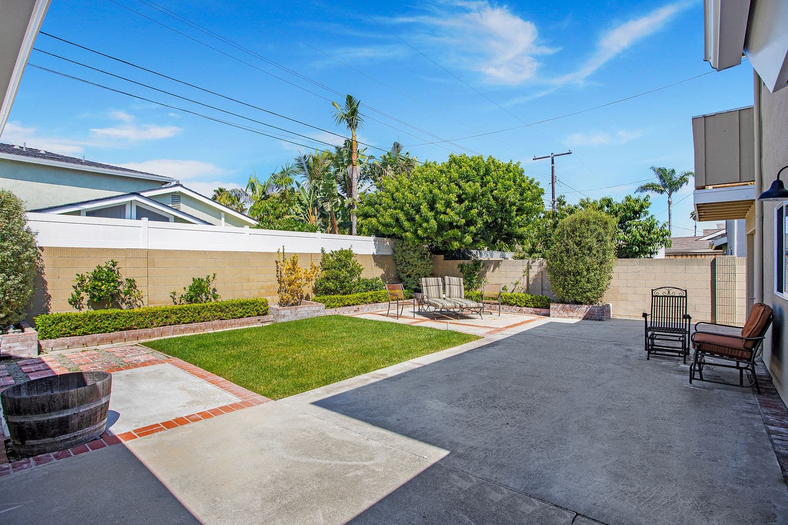 Huntington Beach House: 9091 Aloha Drive