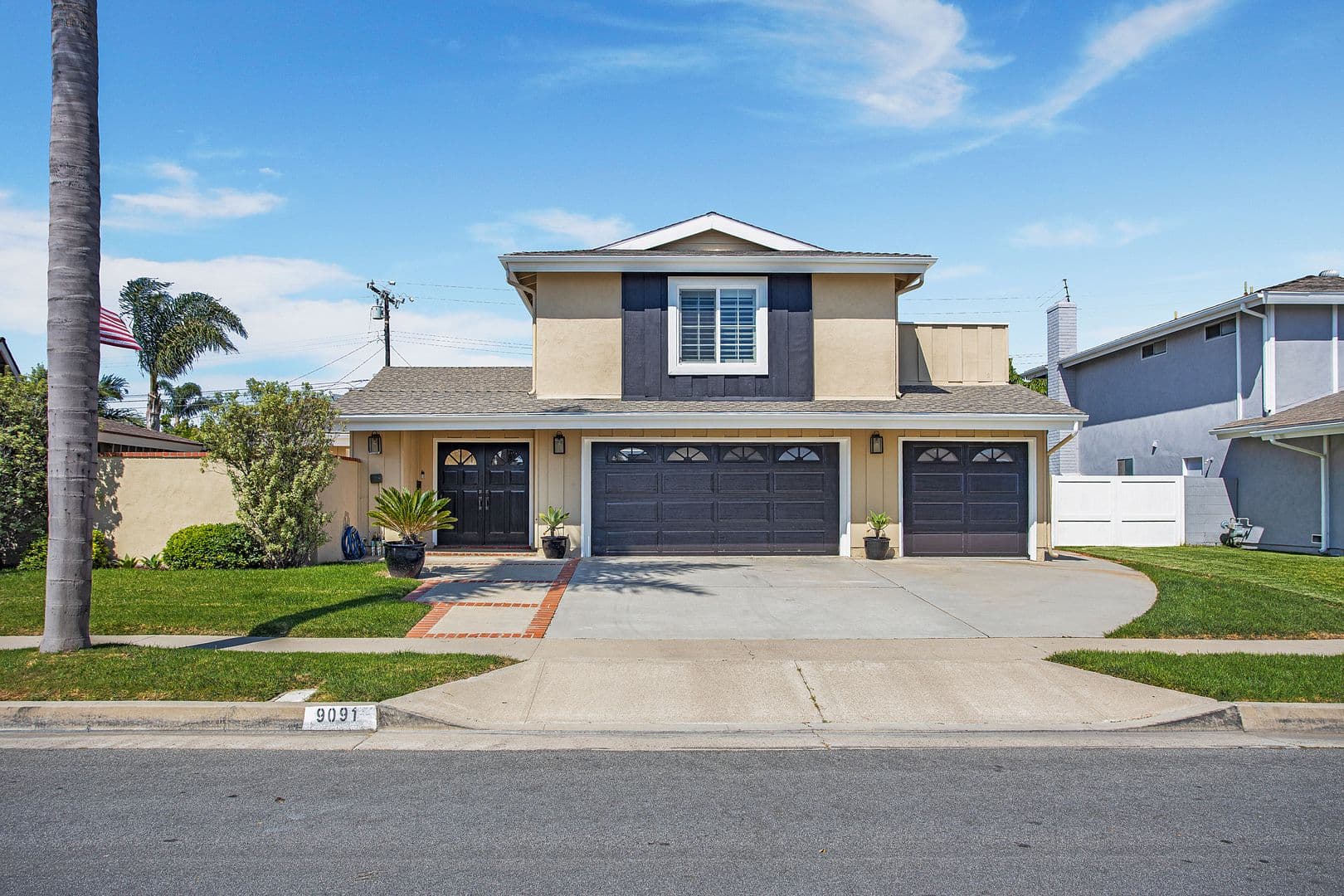 Huntington Beach House: 9091 Aloha Drive