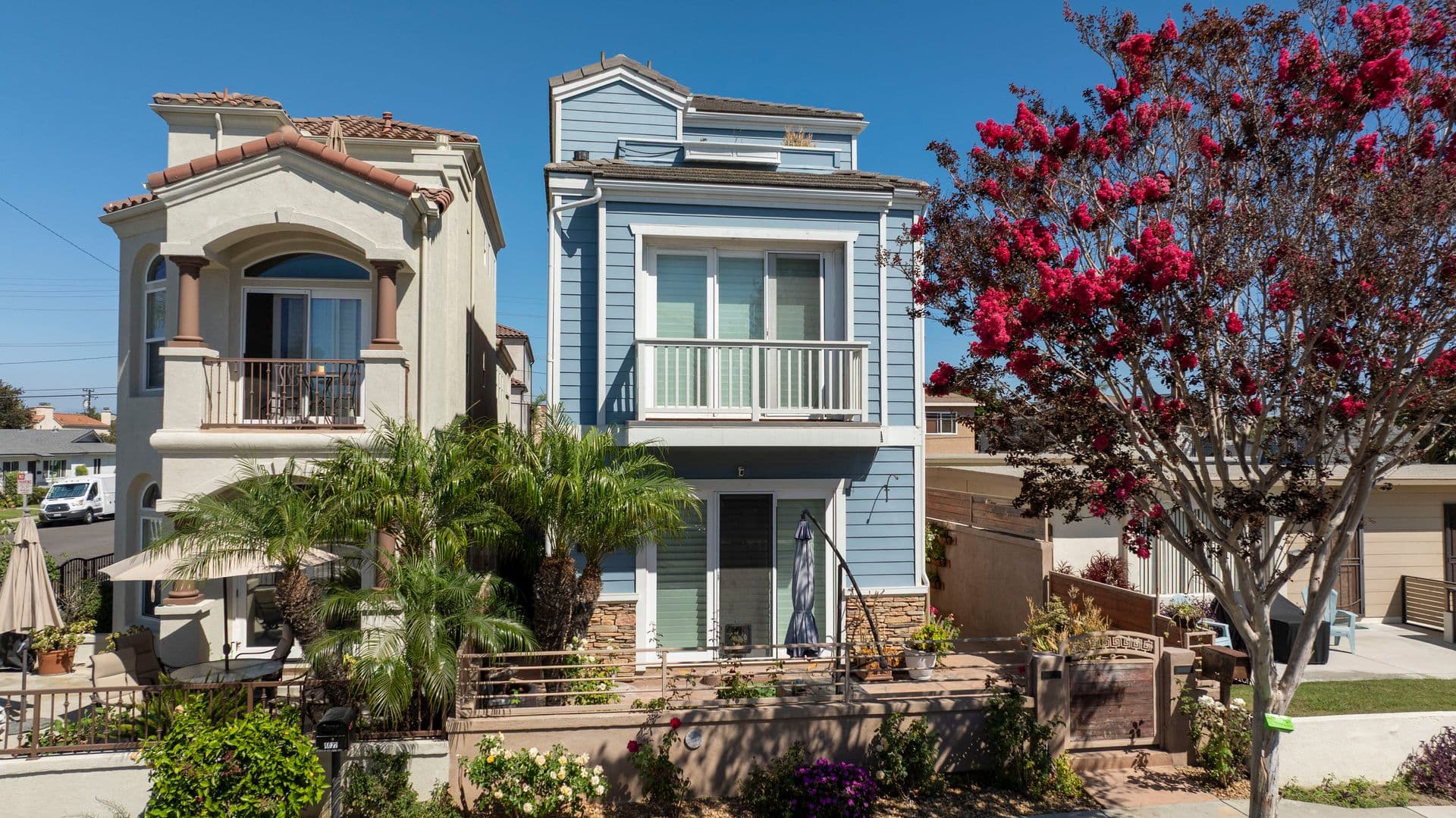 Huntington Beach House: 1020 California