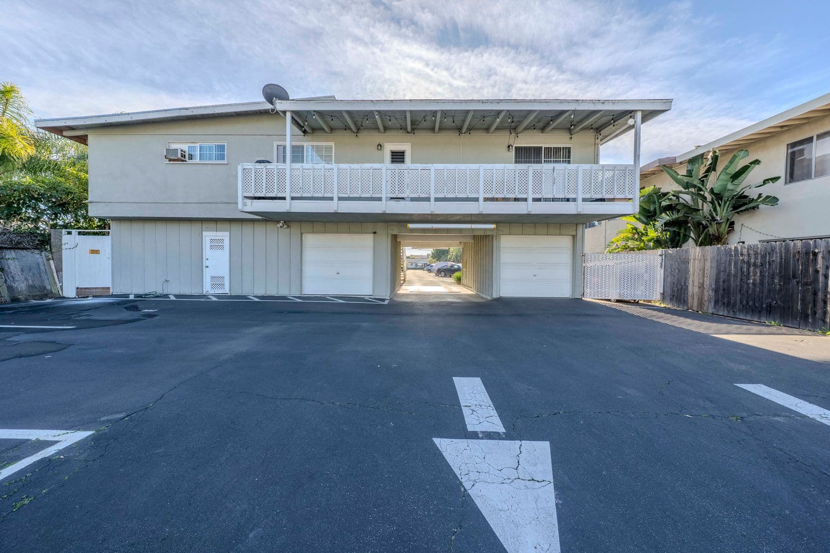 Costa Mesa Apartment: 130 East 20th Street