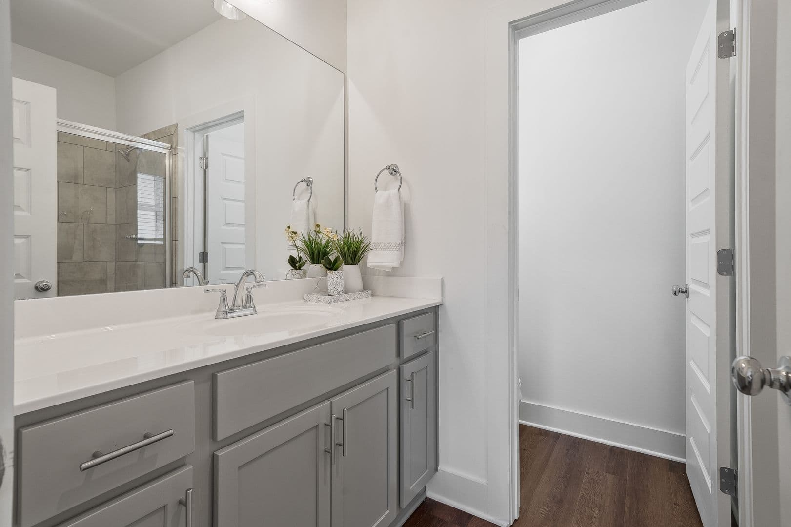 Pelham House: 165 Huntley Knoll Drive