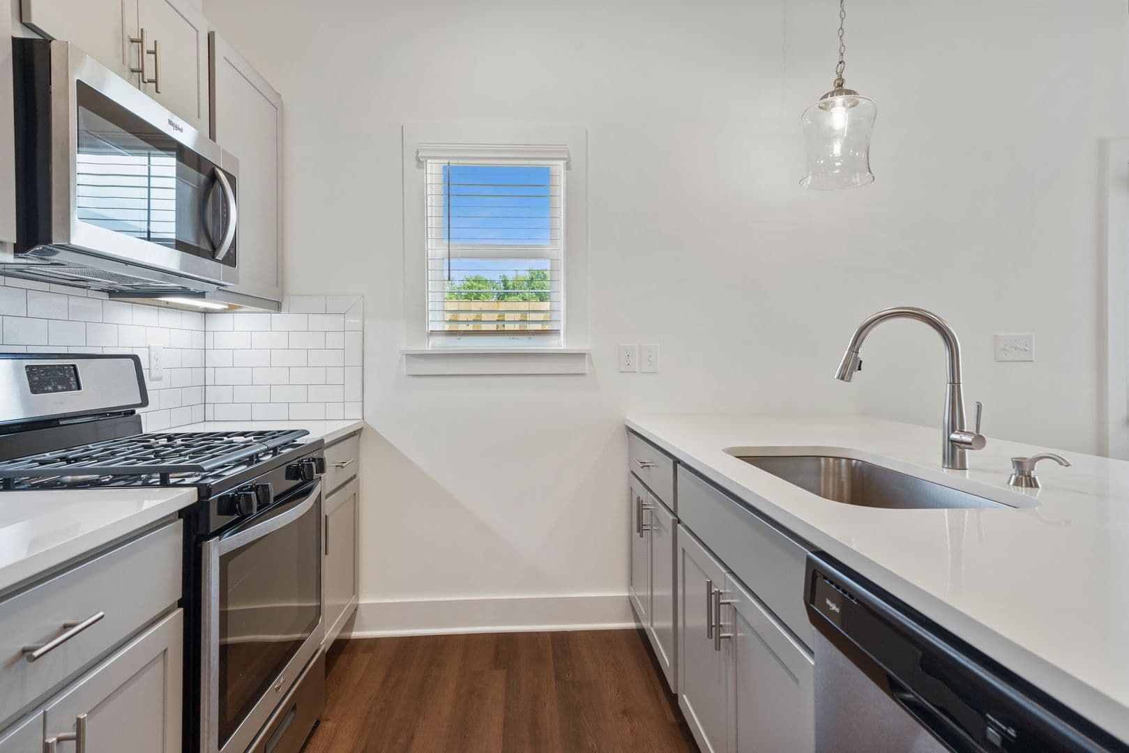 Irondale House: 4156 Prentice St