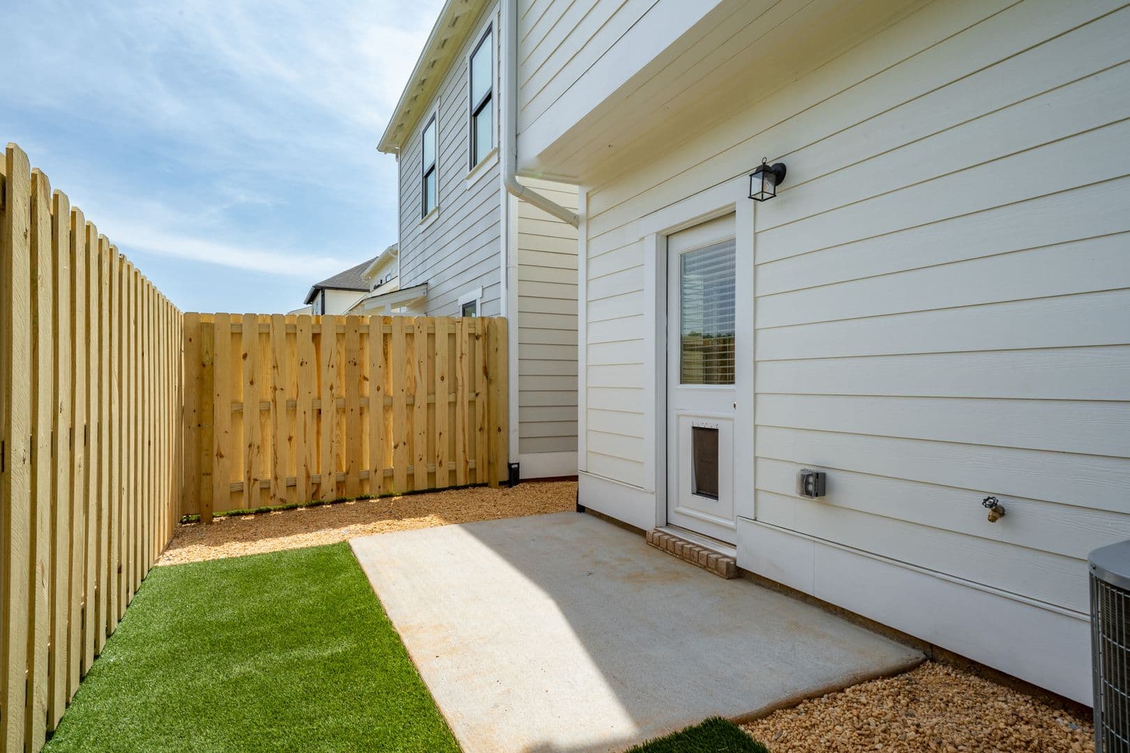 Pelham House: 133 Huntley Drive