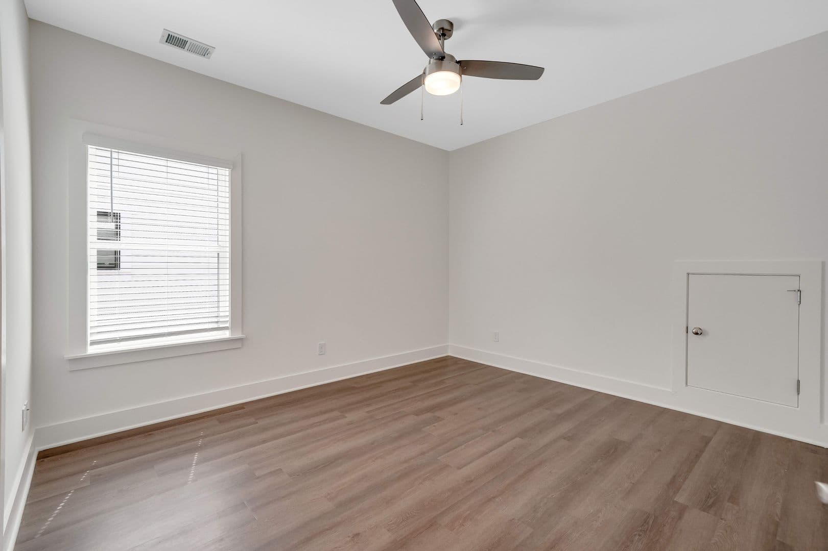 Pelham House: 224 Huntley Knoll Place