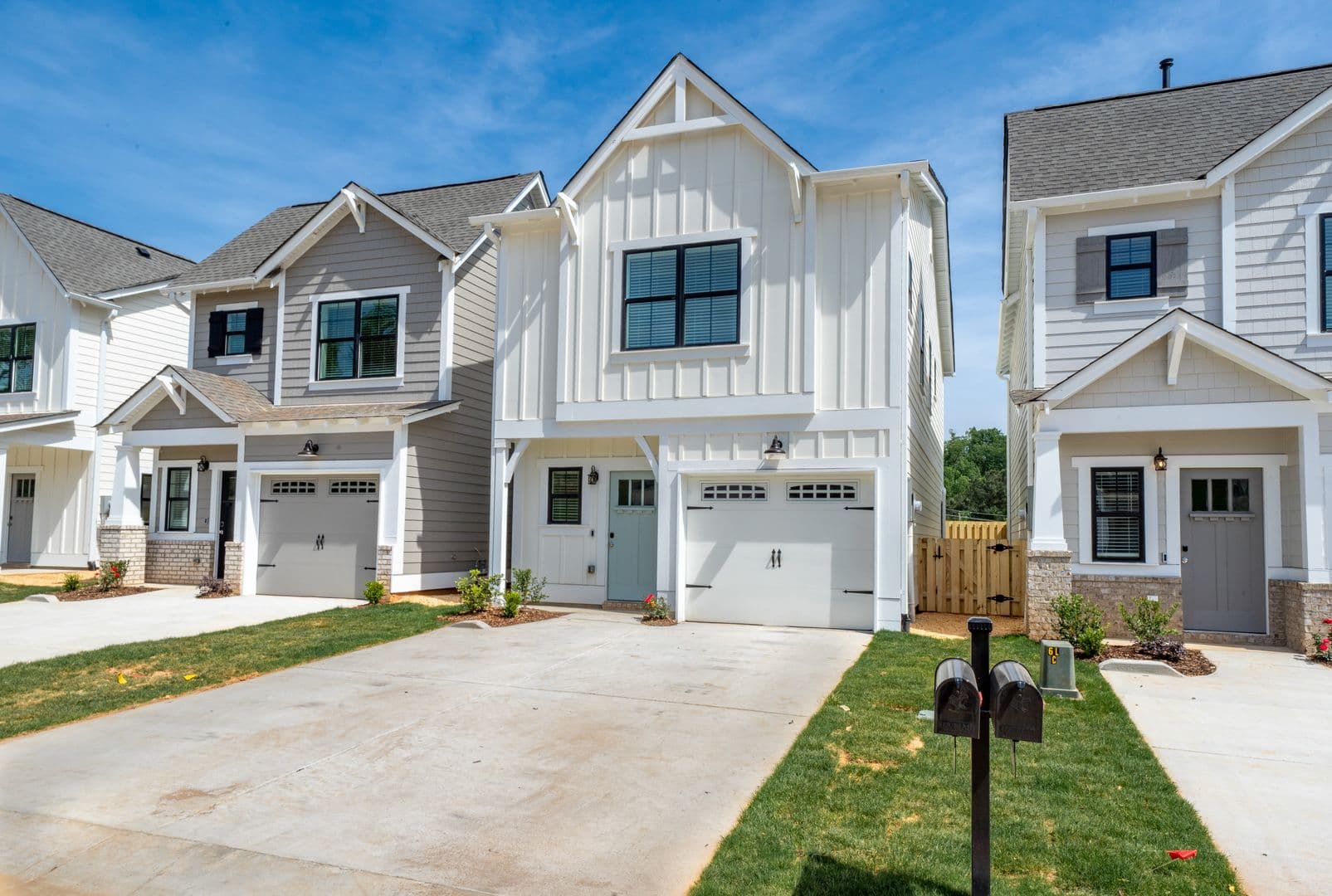 Pelham House: 133 Huntley Drive